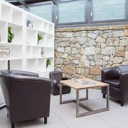 Western Anthurium Hotel