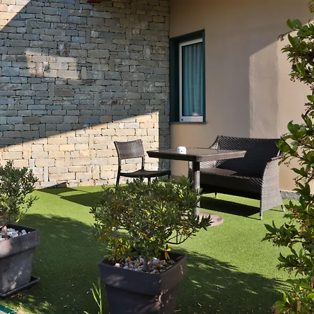 Western Anthurium Hotel