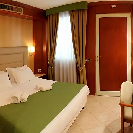 Western Anthurium Hotel Santo Stefano al Mare