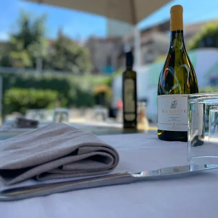 Western Anthurium Hotel