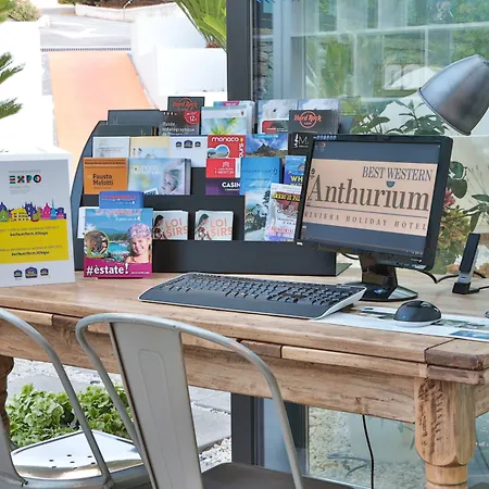 Western Anthurium Szálloda