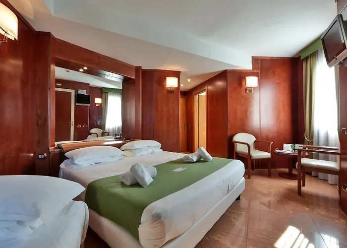 Western Anthurium Hotel