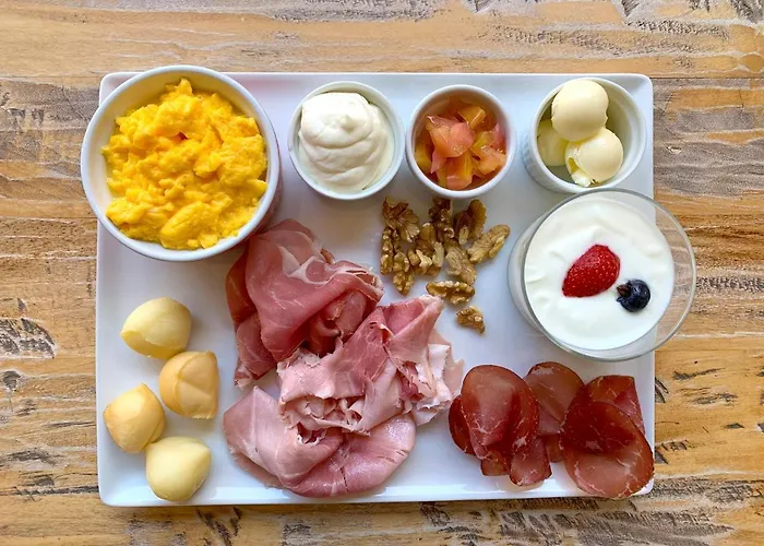 Hotel Western Anthurium